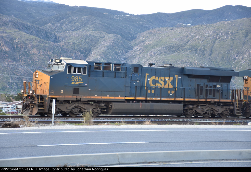 CSX 985